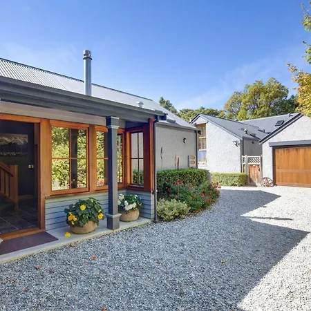Arrowtown House Boutique Hotel-3